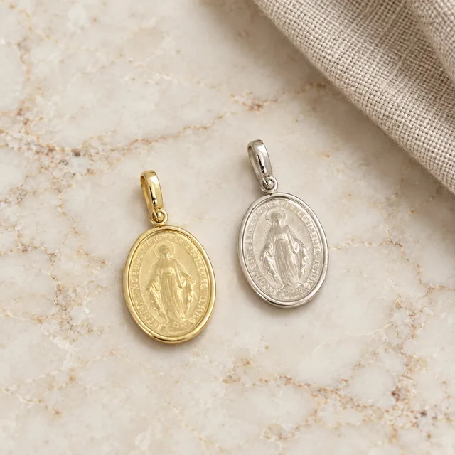 Virgen Milagrosa Vaciada Oval 16x12mm · joyas religiosas en Oro 18k amarillo