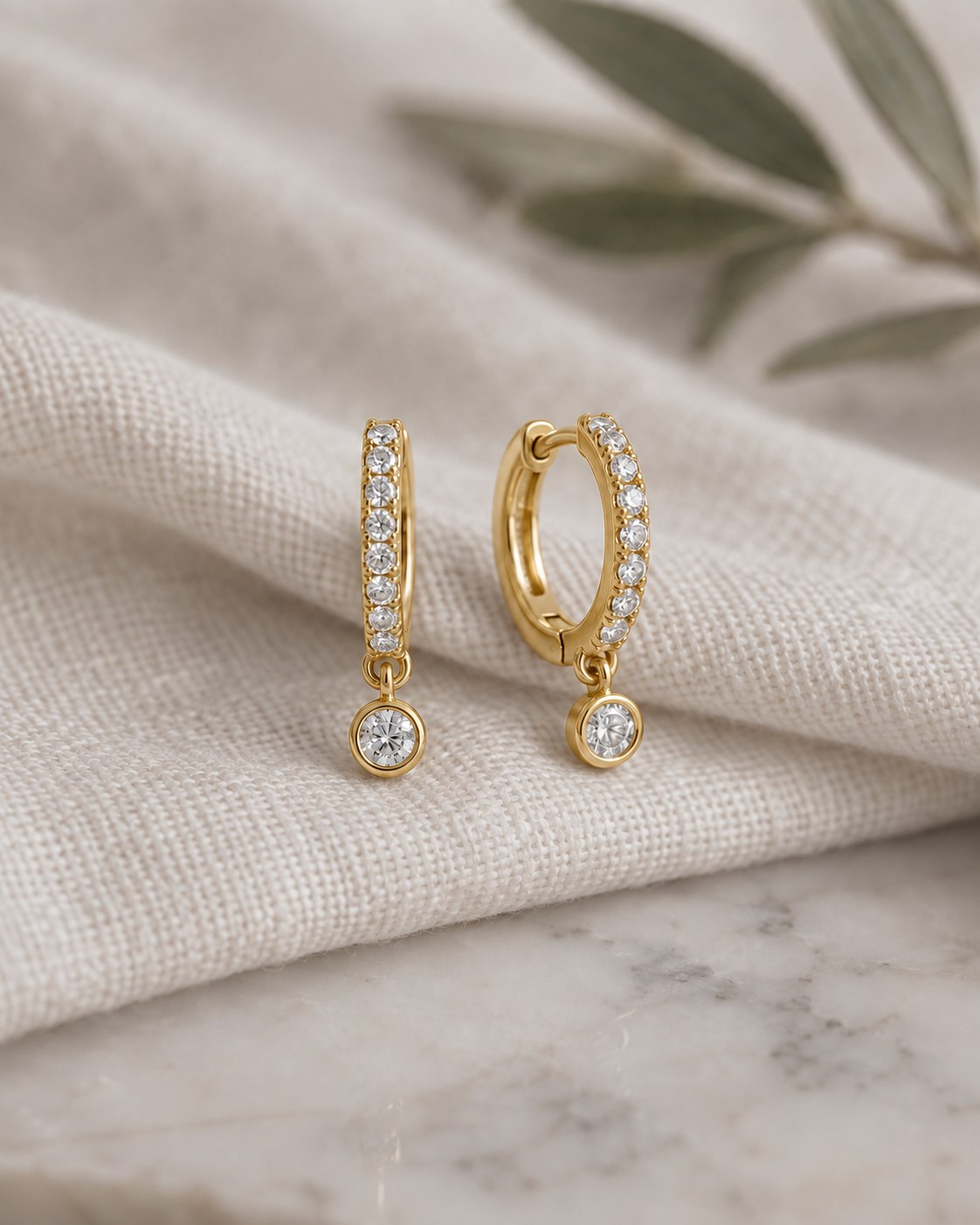 Lia · Aros con Dangle · anillo de compromiso en Platino con Diamante, vista 2