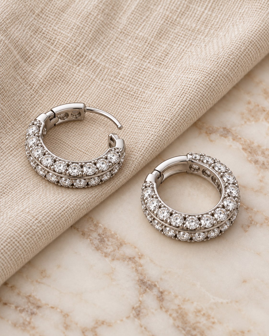 Bastet · Argollas Doble Pavé · anillo de compromiso en Oro 18k amarillo con Diamante, vista 2