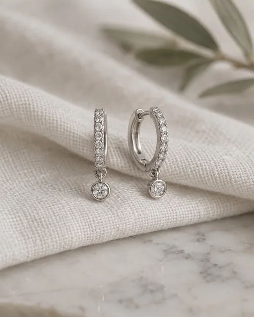 Lia · Aros con Dangle · aro en Platino con Diamante