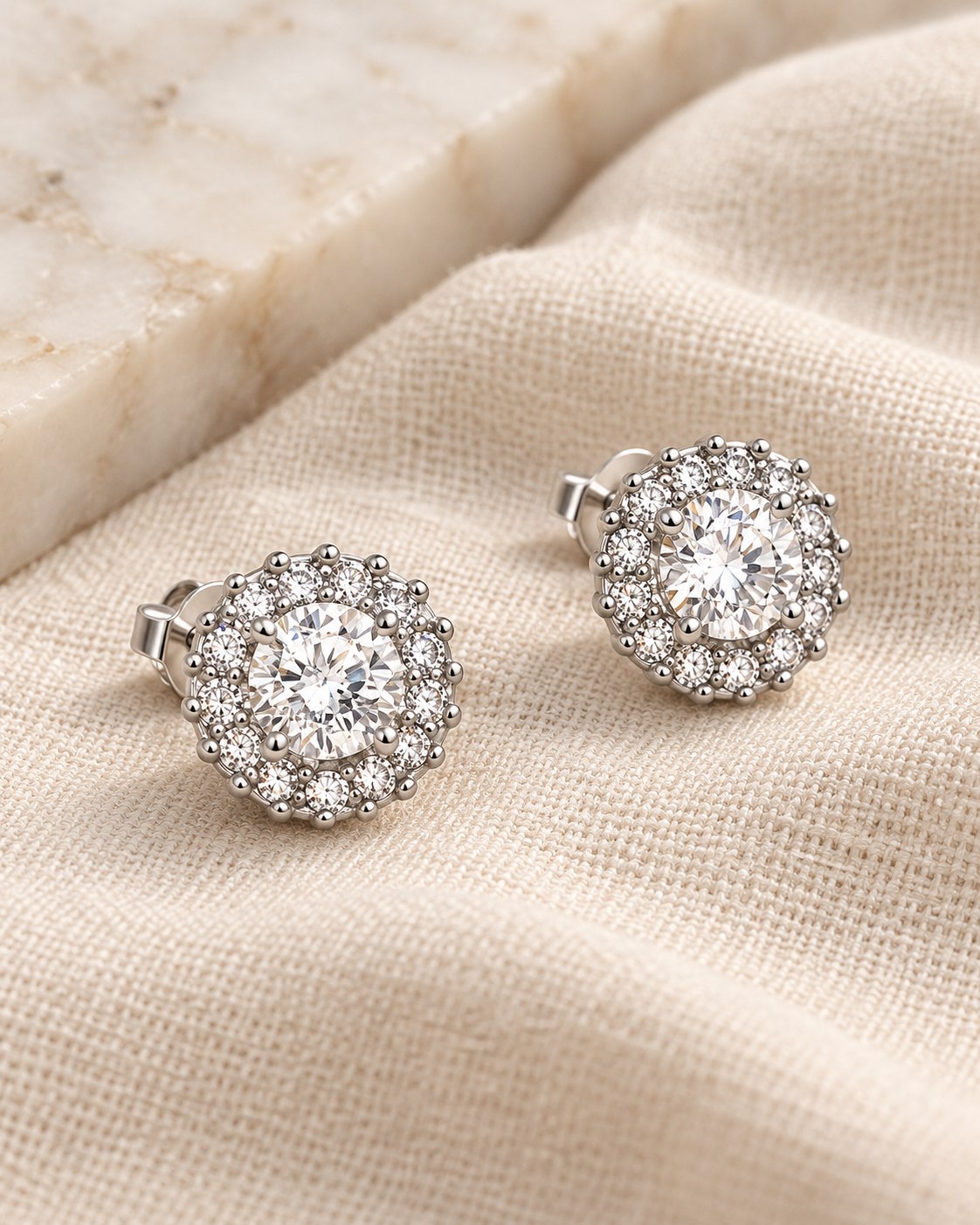 Libertas · Aros Cúmulo Diamantes Redondos · anillo de compromiso en Oro 18k amarillo con Diamante, vista 2
