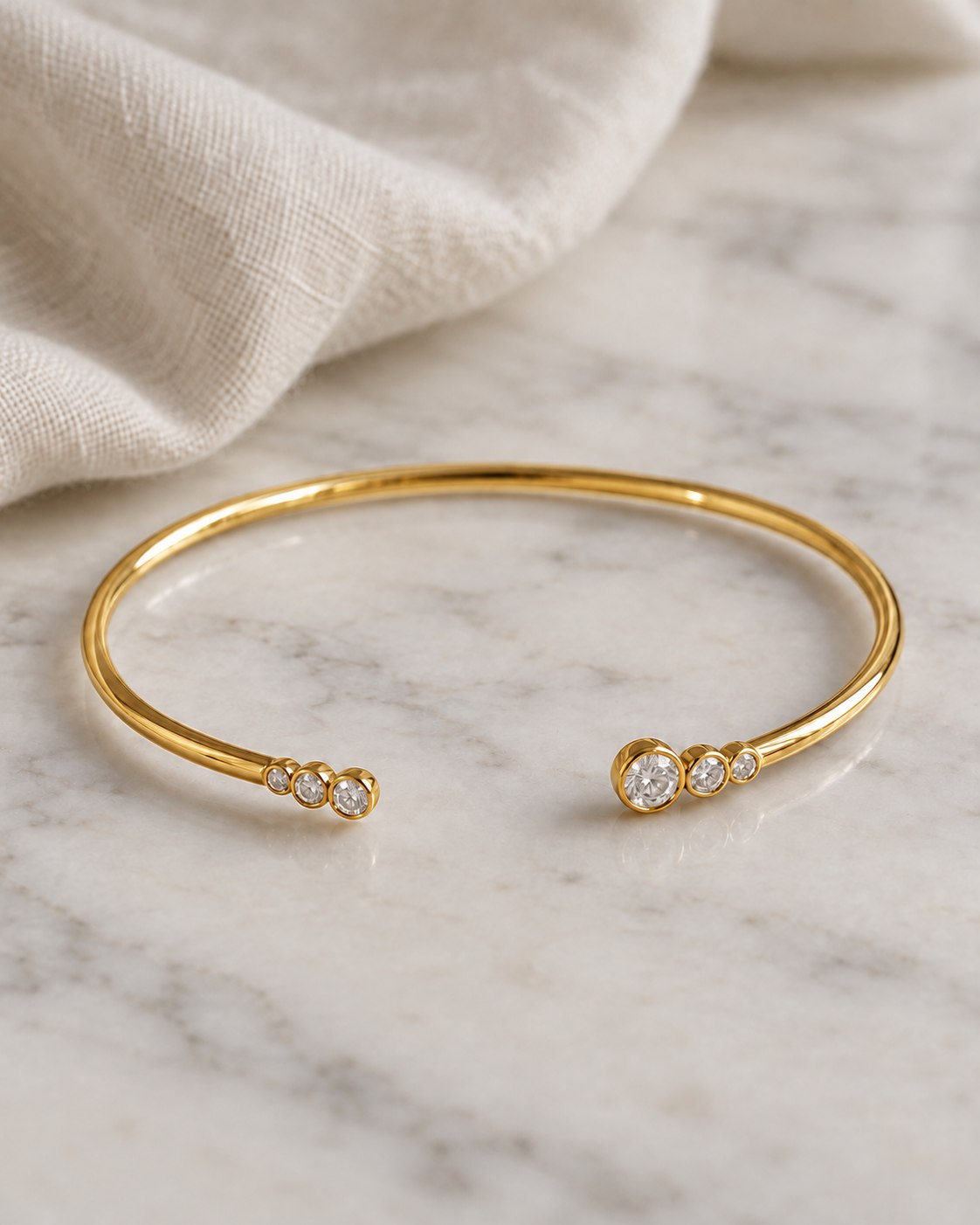 Fiorella · Cuff Abierta · anillo de compromiso en Platino con Diamante, vista 2